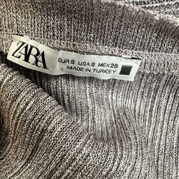 NWOT ZARA Women’s Silver/Light Gray Deep V-Neck  Ribbed  Oversized Blouse Top- S - Picture 4 of 6
